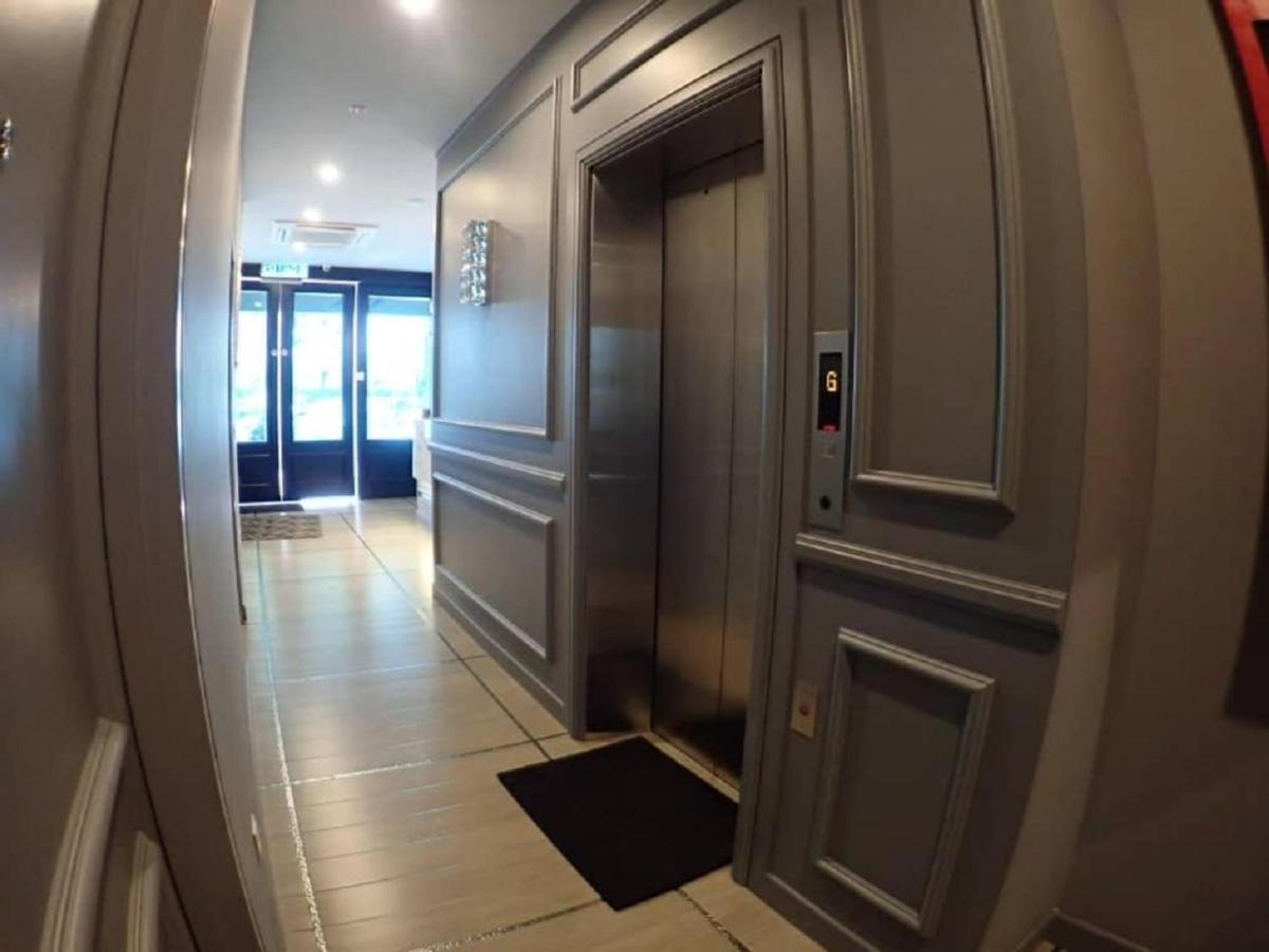 Apex Boutique Hotel @ Bandar Sunway Subang Jaya Exterior photo